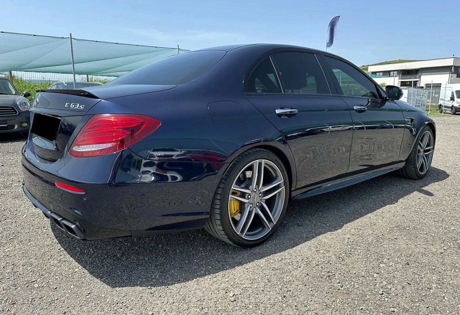 Mercedes-Benz E 63 AMG 4Matic+  - изображение 4