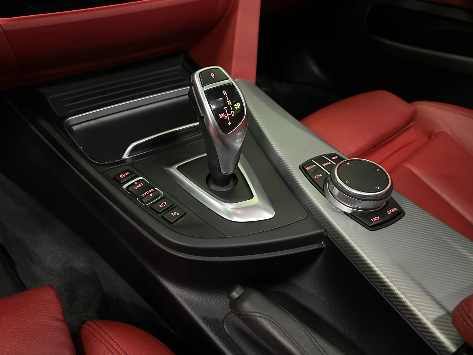 BMW 440 XDrive* B58* HEAD UP* СЛЕДЕНЕ НА ЛЕНТИ* ПОДГРЕВ*  , снимка 12 - Автомобили и джипове - 53035940