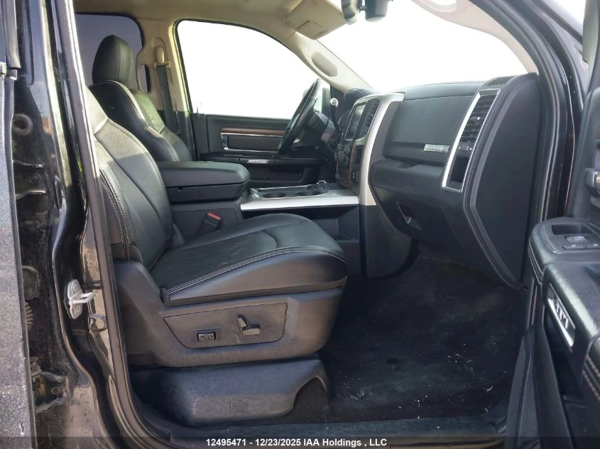 Dodge RAM 3500 LARAMIE Cummins 6.7L Turbo Diesel / LIFT - изображение 9