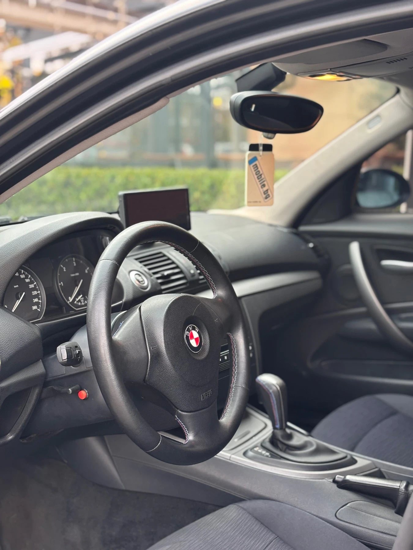 BMW 120 SHADOW LINE / AVTOMAT / CAR PLAY / KAMERA / NAVI | Mobile.bg � ����������� 9