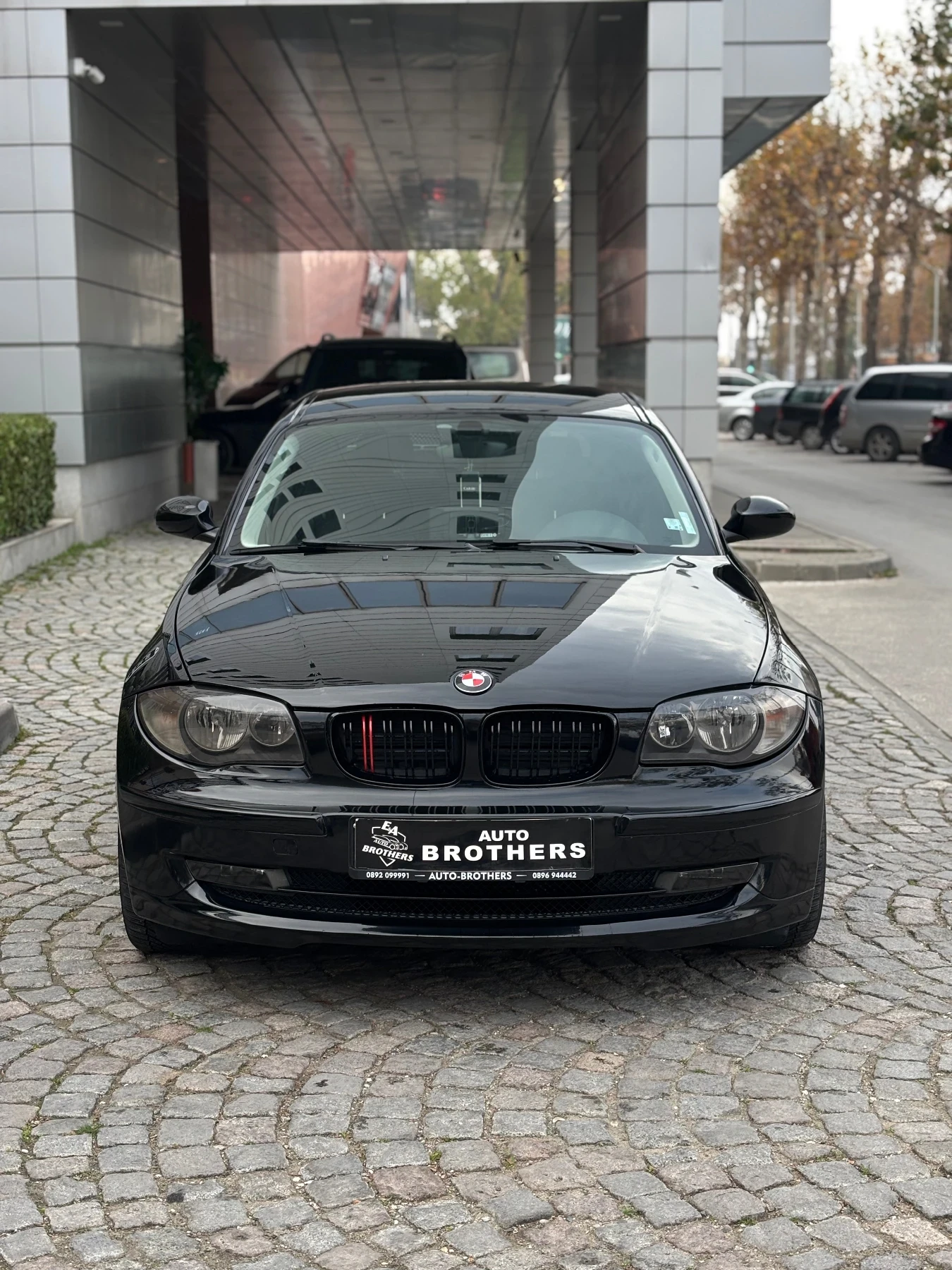 BMW 120 SHADOW LINE / AVTOMAT / CAR PLAY / KAMERA / NAVI | Mobile.bg � ����������� 1