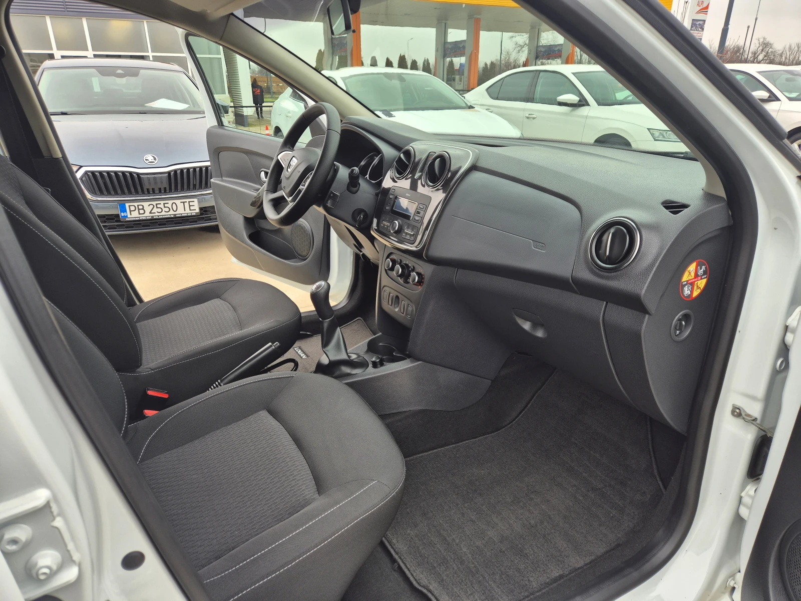 Dacia Logan 1.5DCI 75кс. - изображение 9