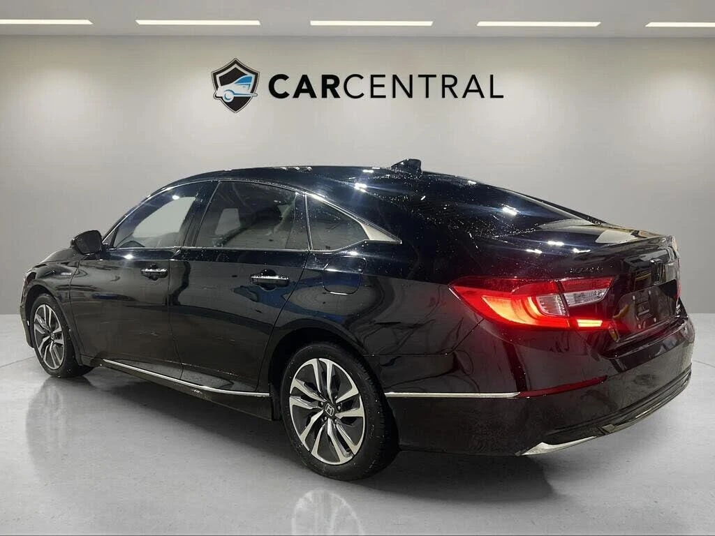 Honda Accord Hybrid Touring * CARFAX * АвтоКредит* (ЦЕНА ДО БГ) - изображение 3