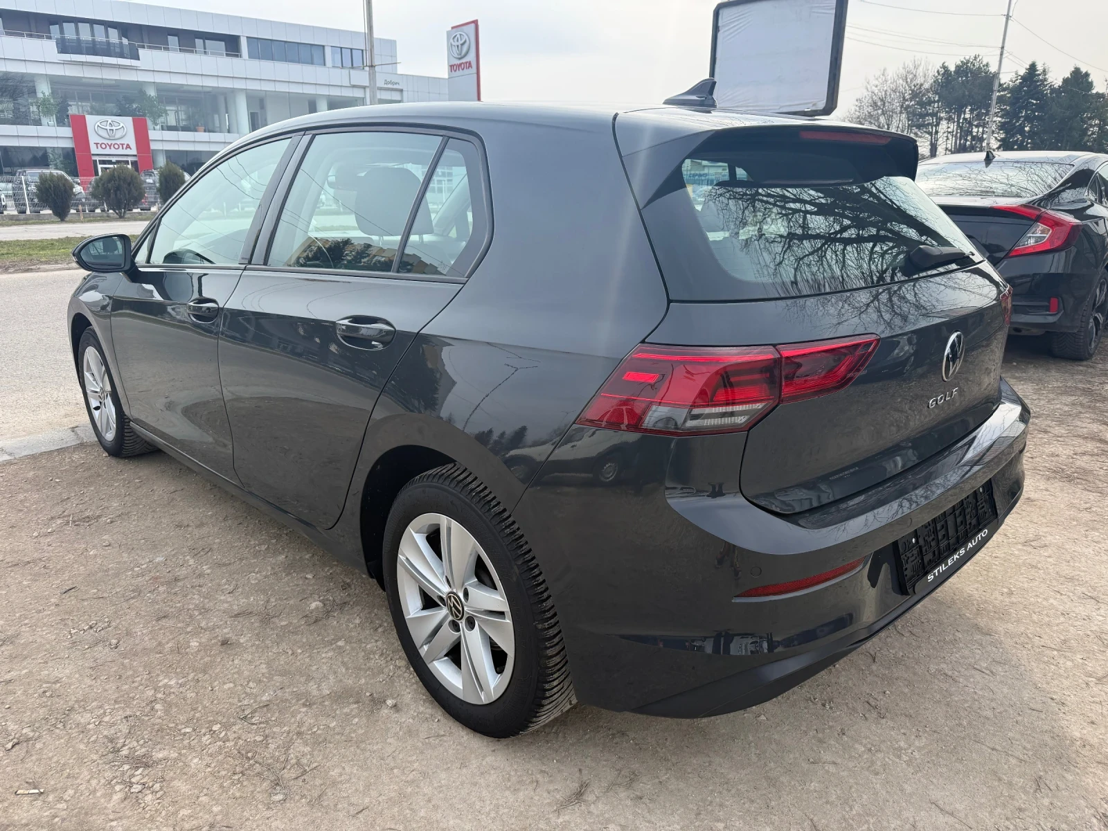 VW Golf 1.5 CNG Автоматик, снимка 4 - Автомобили и джипове - 53726754
