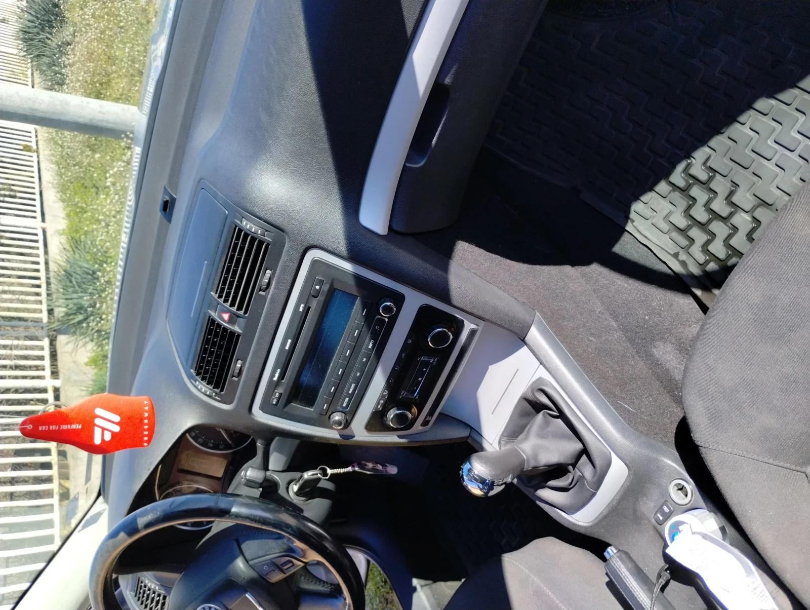 Skoda Octavia 1, 6 klimatronik, снимка 9 - Автомобили и джипове - 53781926