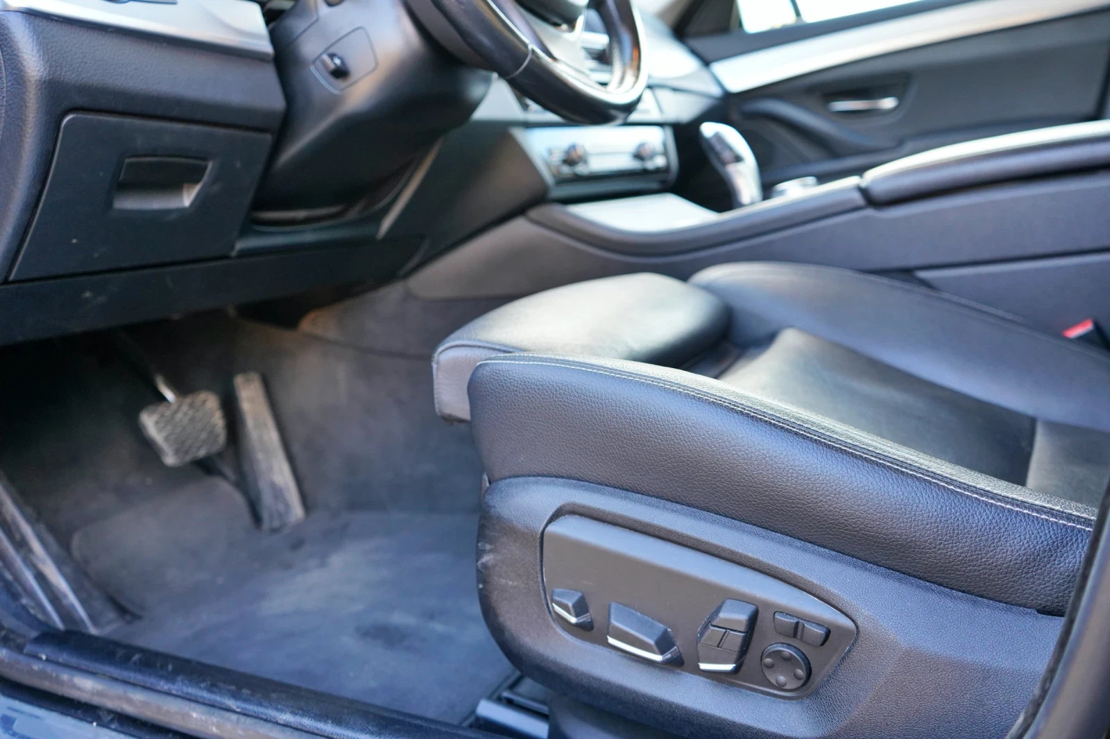 BMW 530, снимка 17 - Автомобили и джипове - 53895919