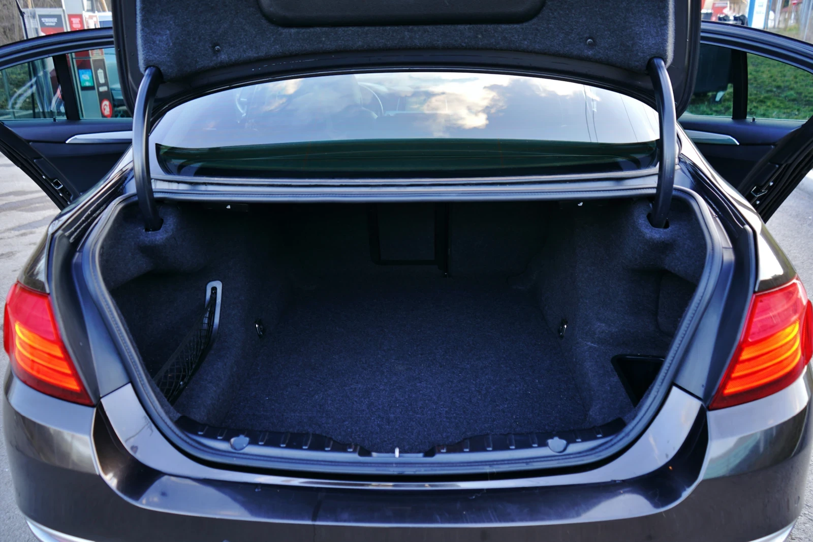 BMW 530, снимка 8 - Автомобили и джипове - 53895919