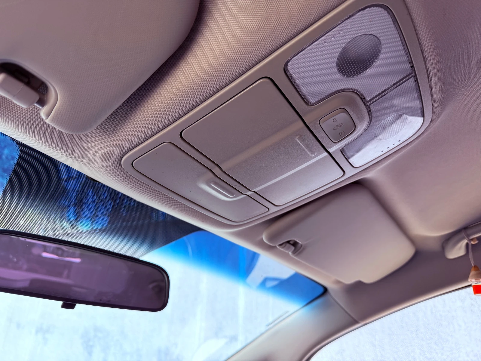 Kia Carens Prestige 6+ 1 ����� | Mobile.bg � ����������� 17