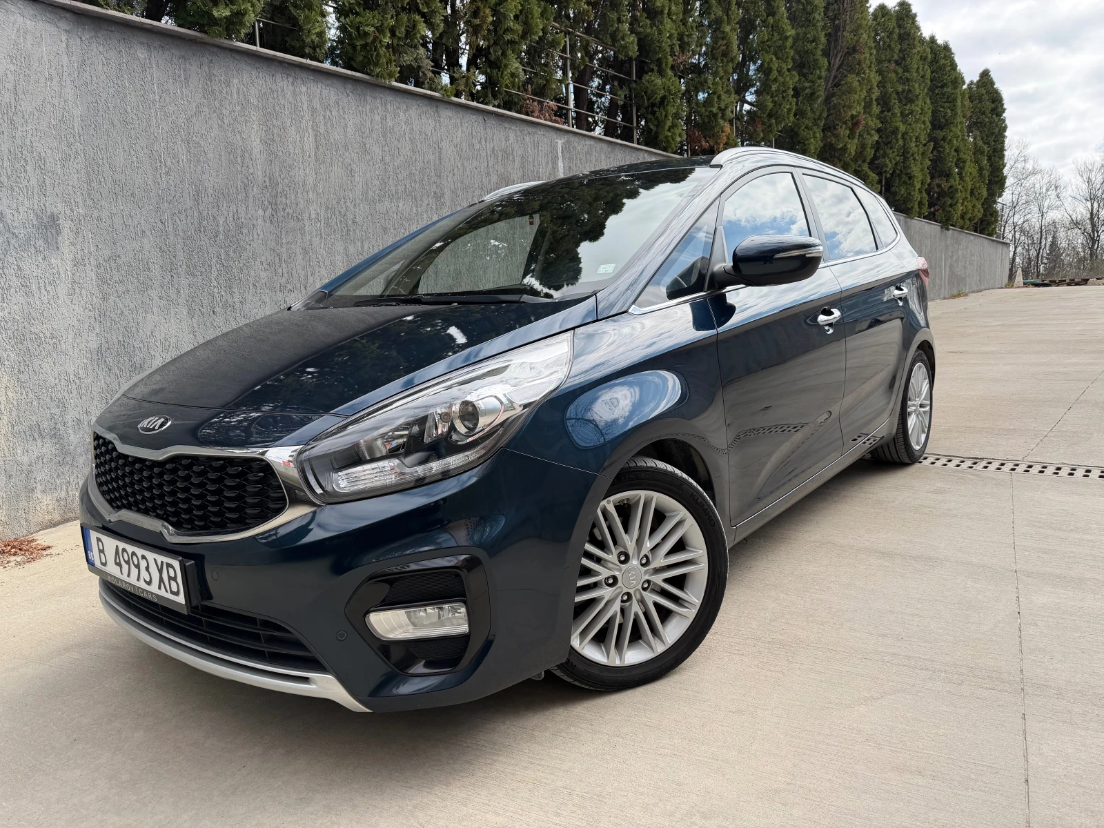 Kia Carens Prestige 6+ 1 ����� | Mobile.bg � ����������� 1