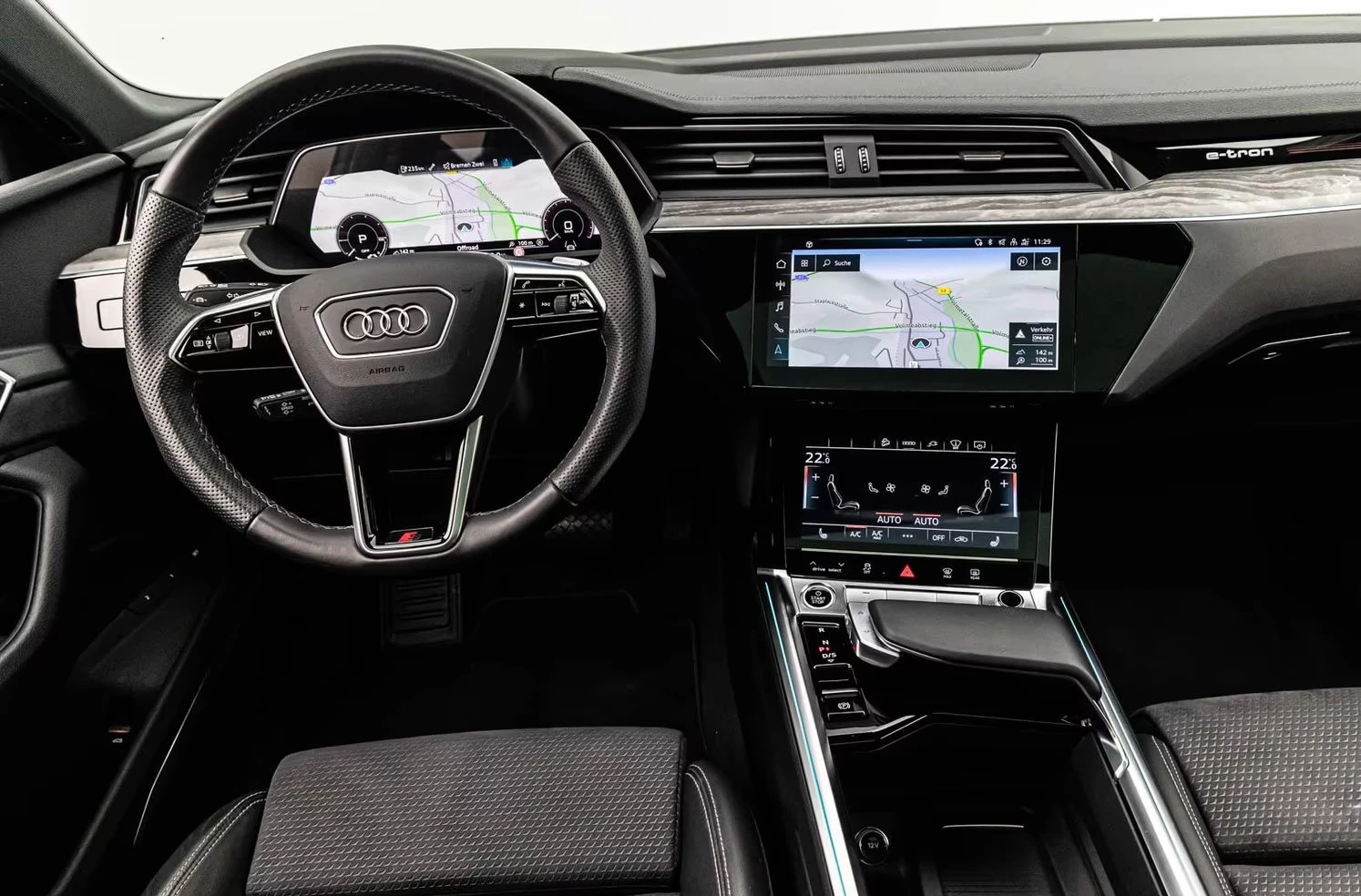Audi E-Tron SPORTBACK/55/408HP/2XSLINE/4X4/PANO/360/HUD/230z, снимка 10 - Автомобили и джипове - 54038995