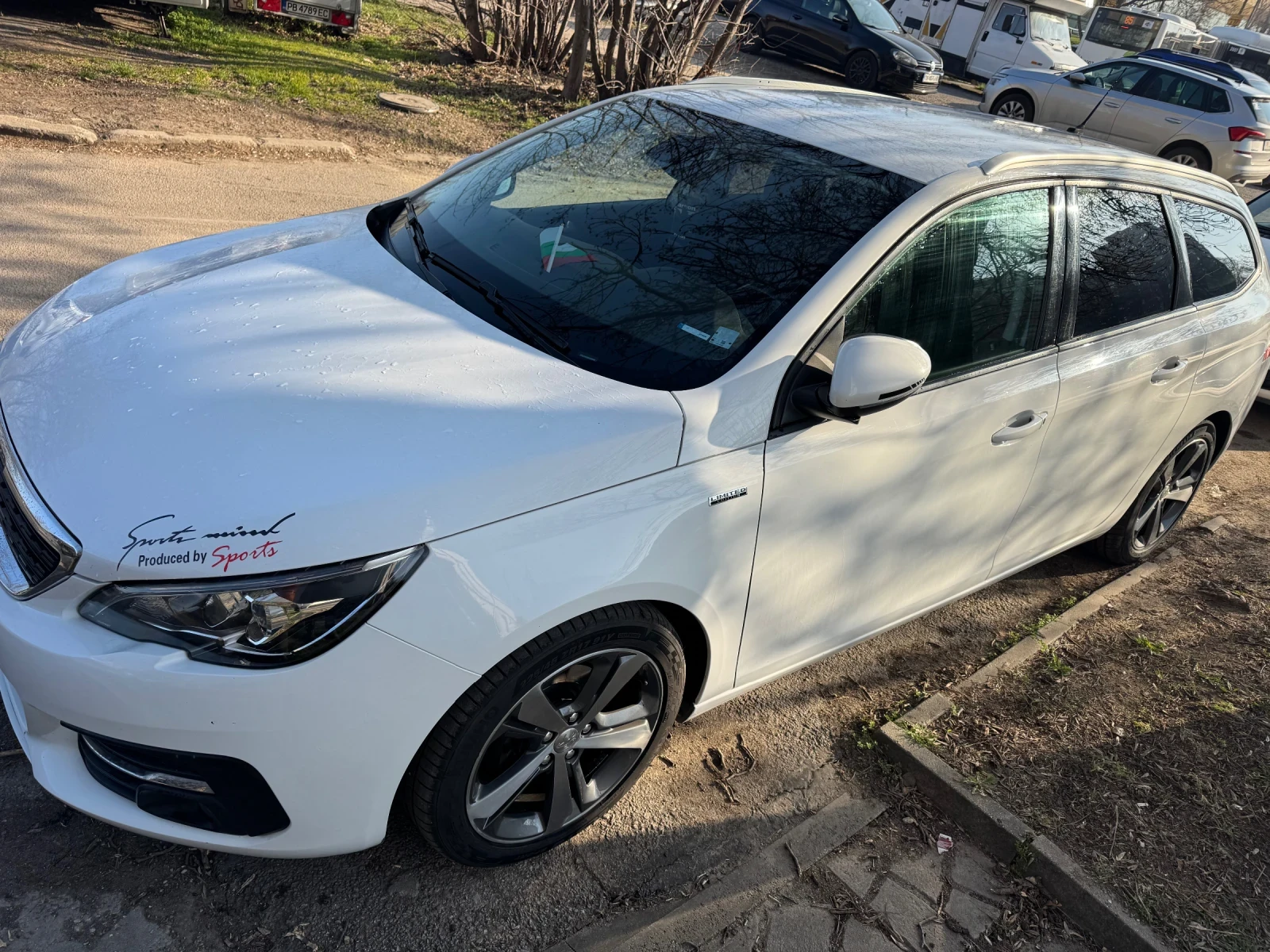 Peugeot 308 1.5, снимка 2 - Автомобили и джипове - 54208796