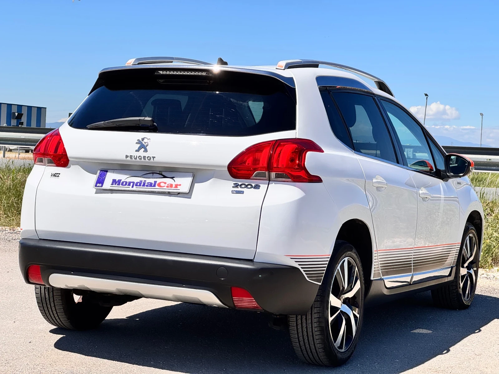 Peugeot 2008 1.6hdi 93kc Urban Cross, снимка 6 - Автомобили и джипове - 54593746
