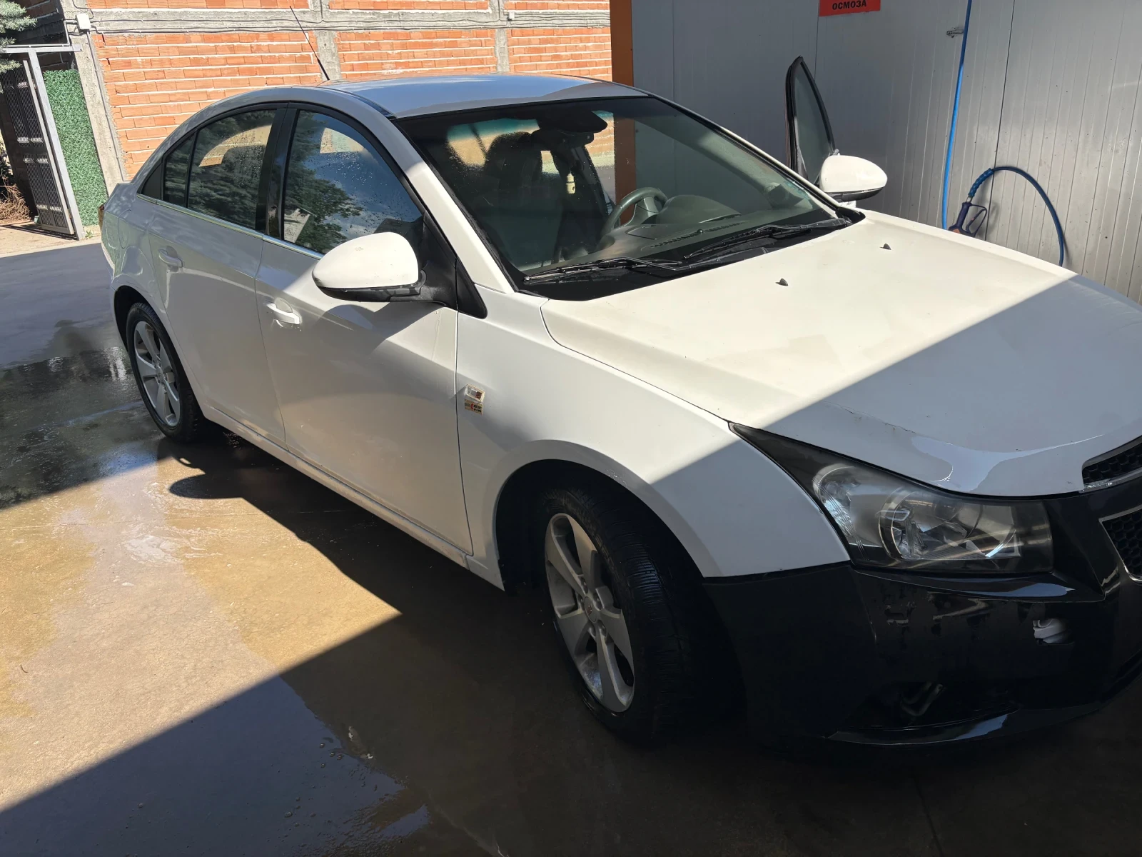 Chevrolet Cruze, снимка 2 - Автомобили и джипове - 54630318