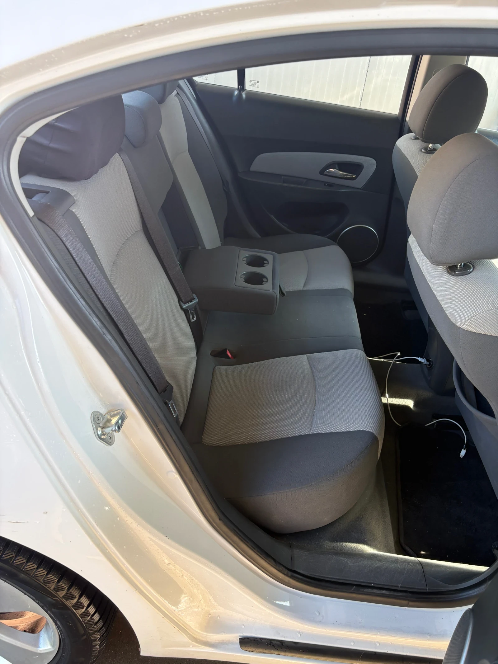 Chevrolet Cruze, снимка 7 - Автомобили и джипове - 54630318