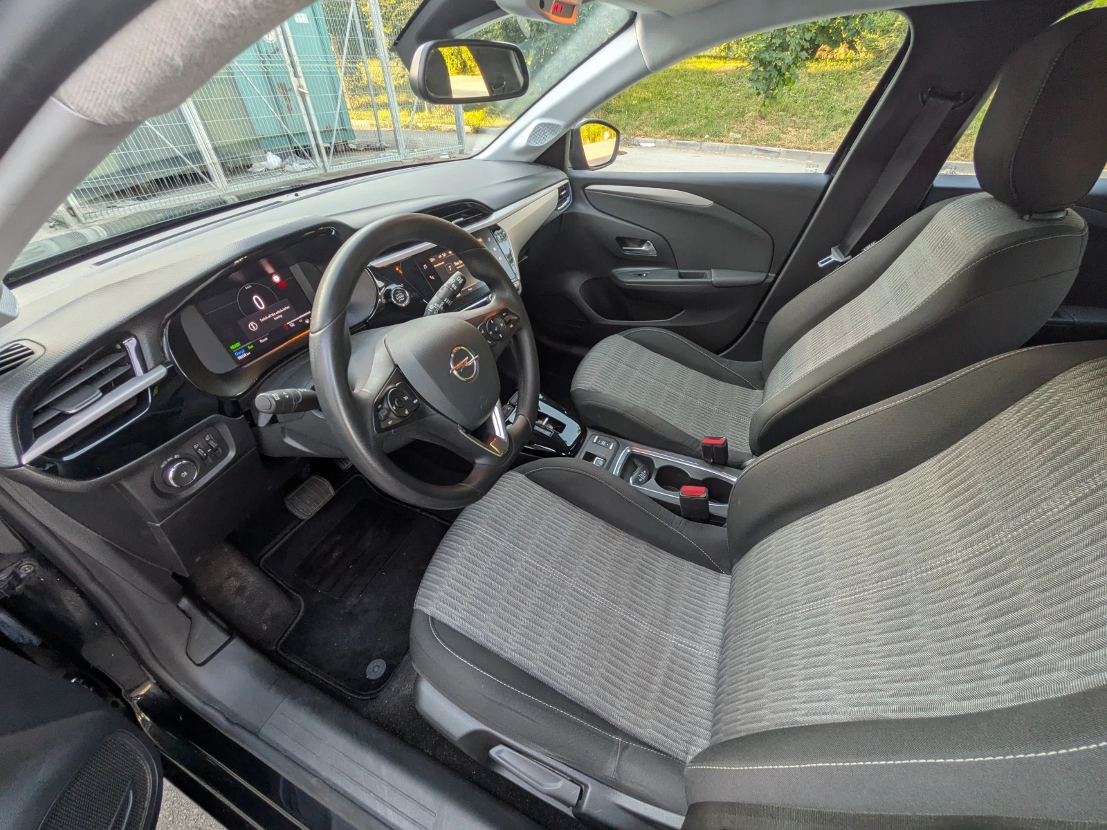 Opel Corsa e, снимка 11 - Автомобили и джипове - 54918388