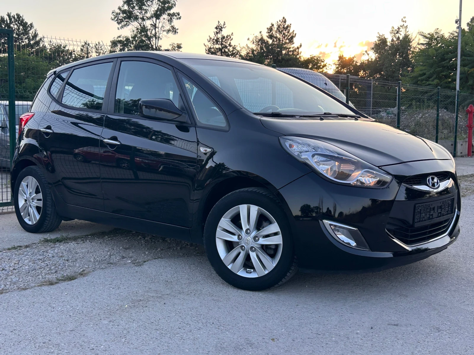 Hyundai Ix20 Газ, снимка 7 - Автомобили и джипове - 55105644