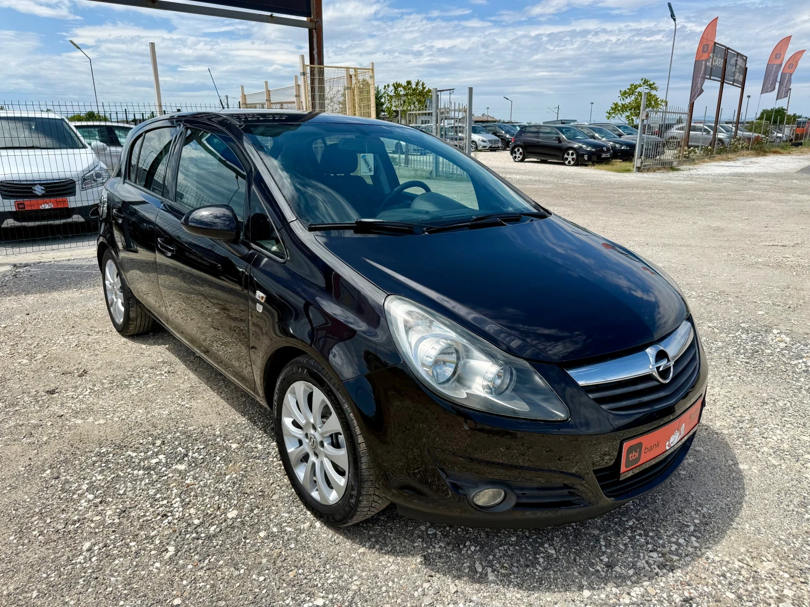 Opel Corsa 1.2БЕНЗИН/ГАЗ Opel 111 Юбилейна, снимка 3 - Автомобили и джипове - 55443563