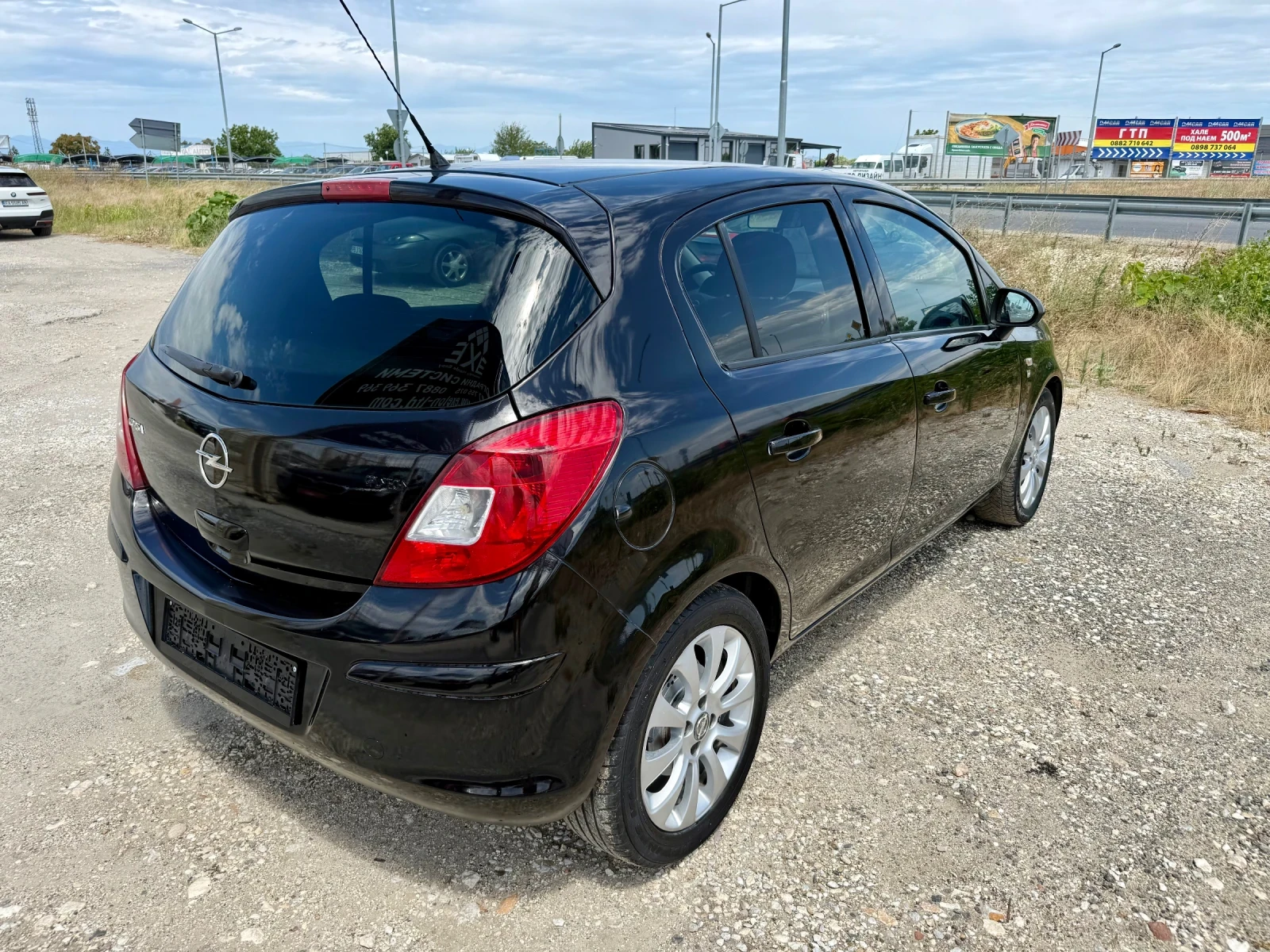 Opel Corsa 1.2БЕНЗИН/ГАЗ Opel 111 Юбилейна, снимка 6 - Автомобили и джипове - 55443563