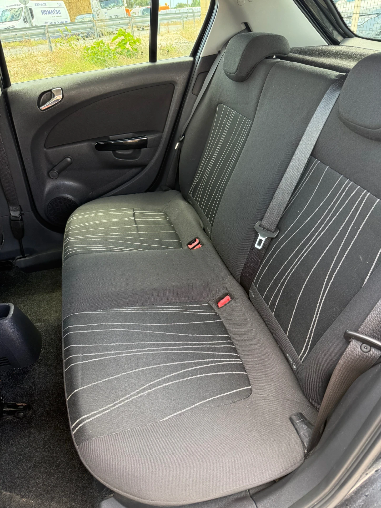 Opel Corsa 1.2БЕНЗИН/ГАЗ Opel 111 Юбилейна, снимка 11 - Автомобили и джипове - 55443563
