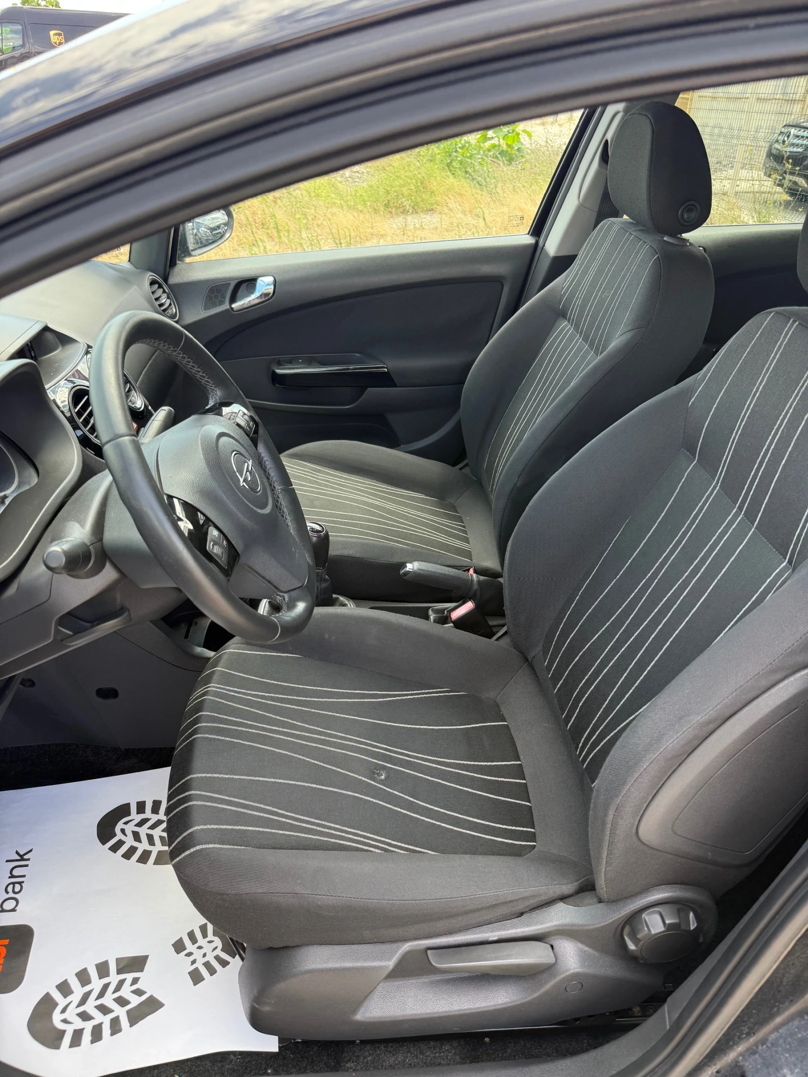Opel Corsa 1.2БЕНЗИН/ГАЗ Opel 111 Юбилейна, снимка 10 - Автомобили и джипове - 55443563