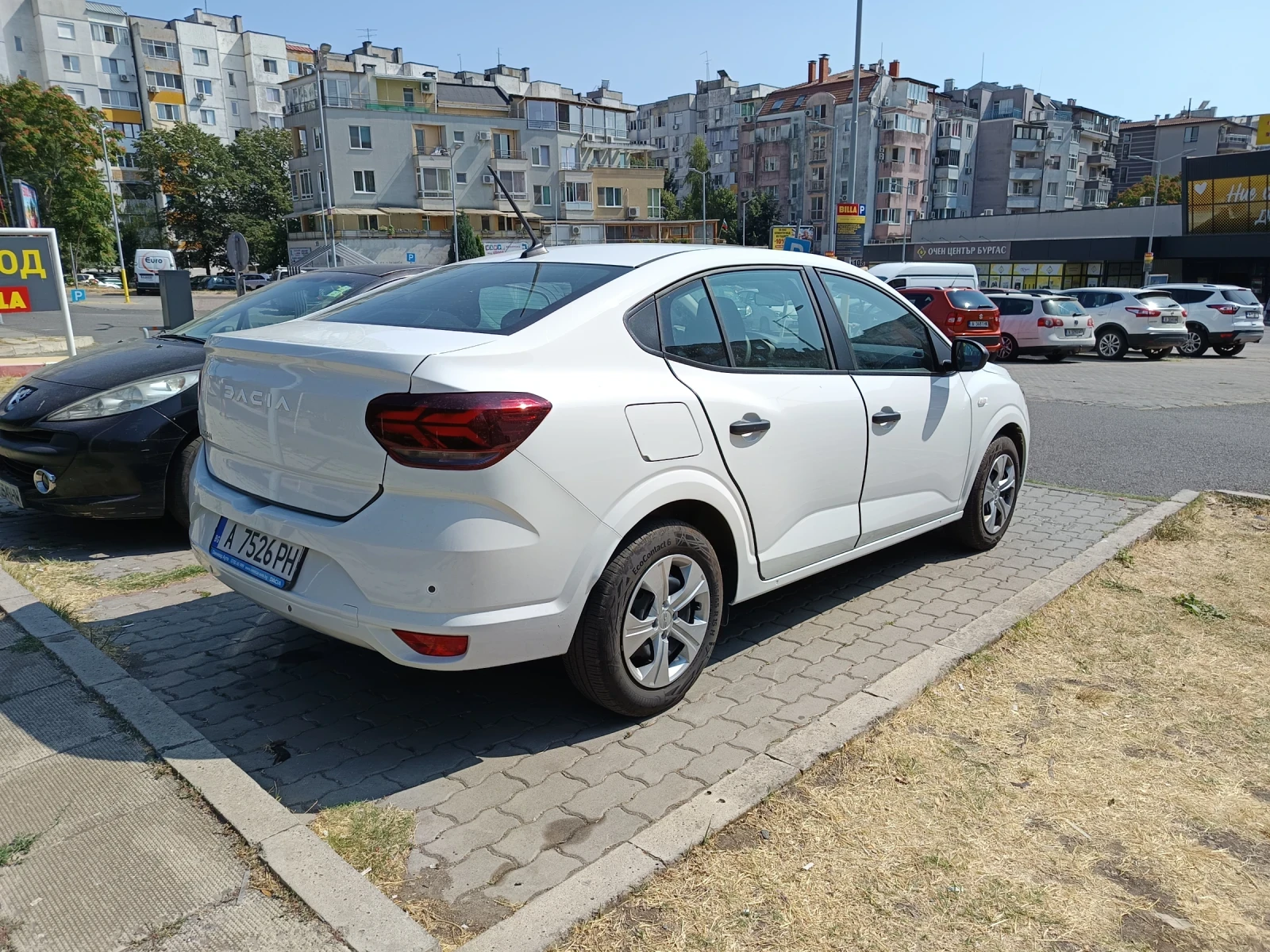Dacia Logan 1.0 turbo, снимка 3 - Автомобили и джипове - 55665352