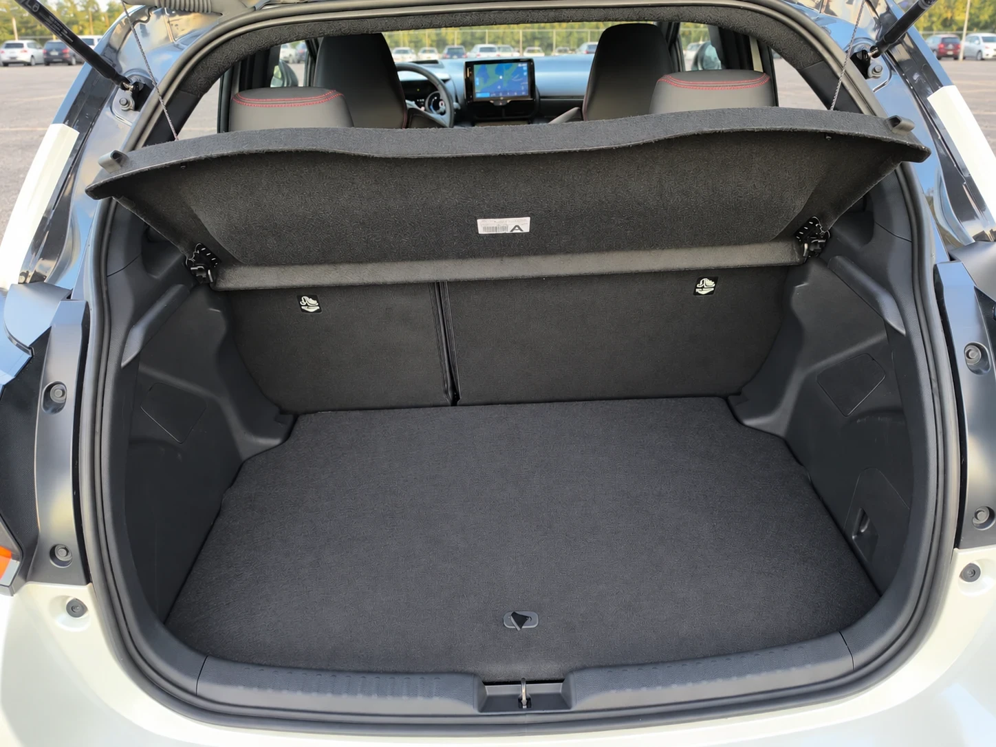 Toyota Yaris 1.5 Hibrid GR ����� | Mobile.bg � ����������� 14