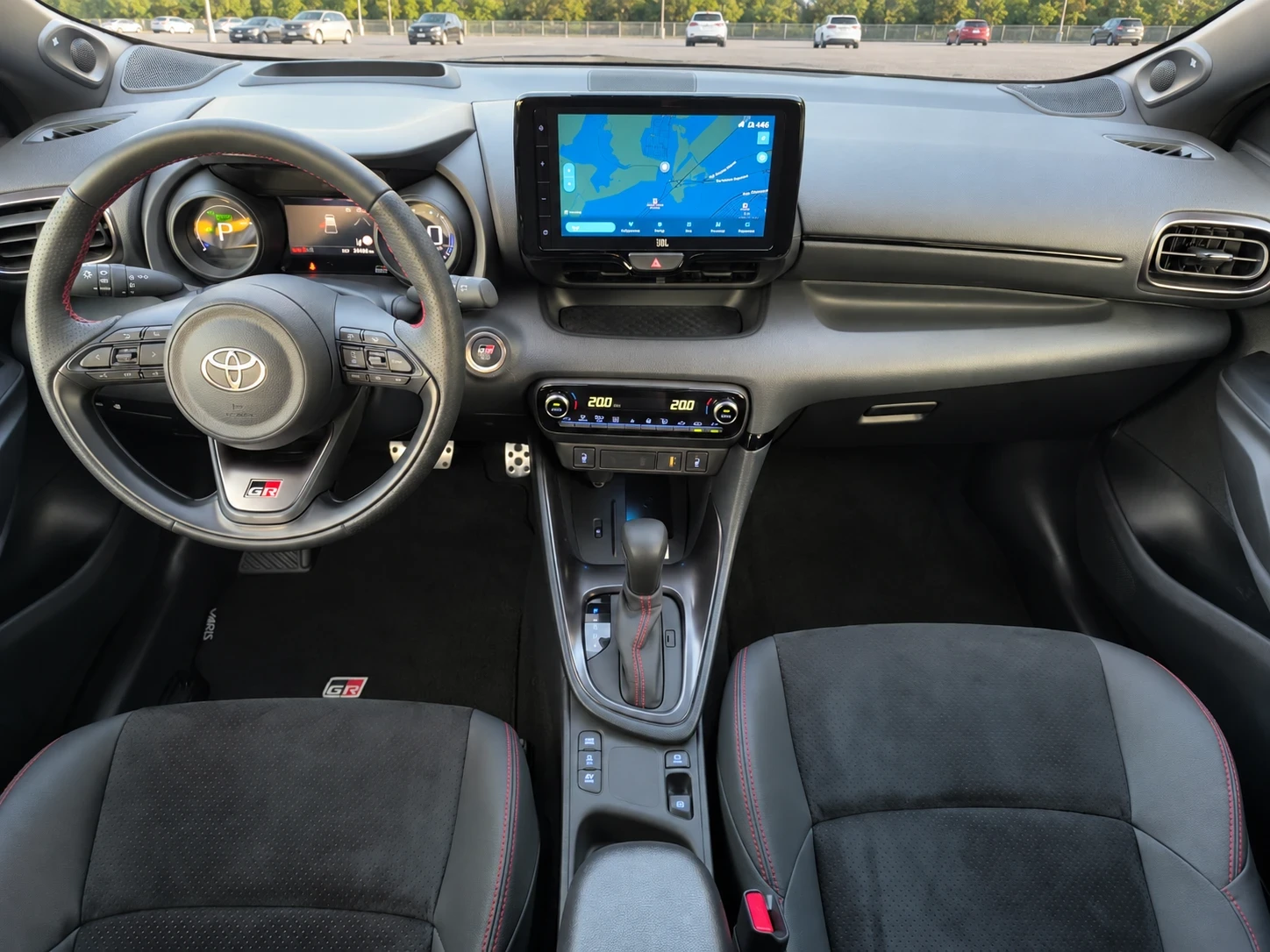 Toyota Yaris 1.5 Hibrid GR ����� | Mobile.bg � ����������� 10