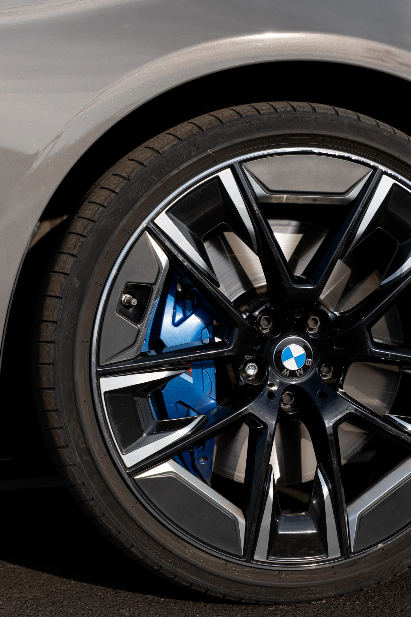 BMW 530 Xdrive ShadowLine, снимка 4 - Автомобили и джипове - 56493523