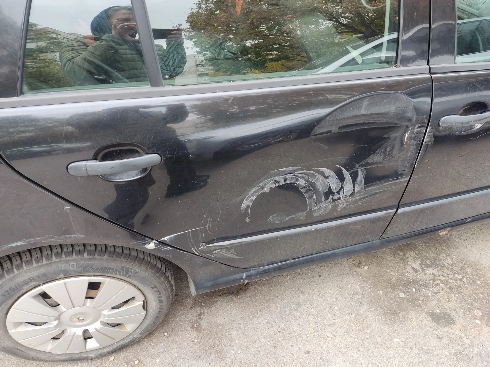 Skoda Fabia, снимка 4 - Автомобили и джипове - 56601030