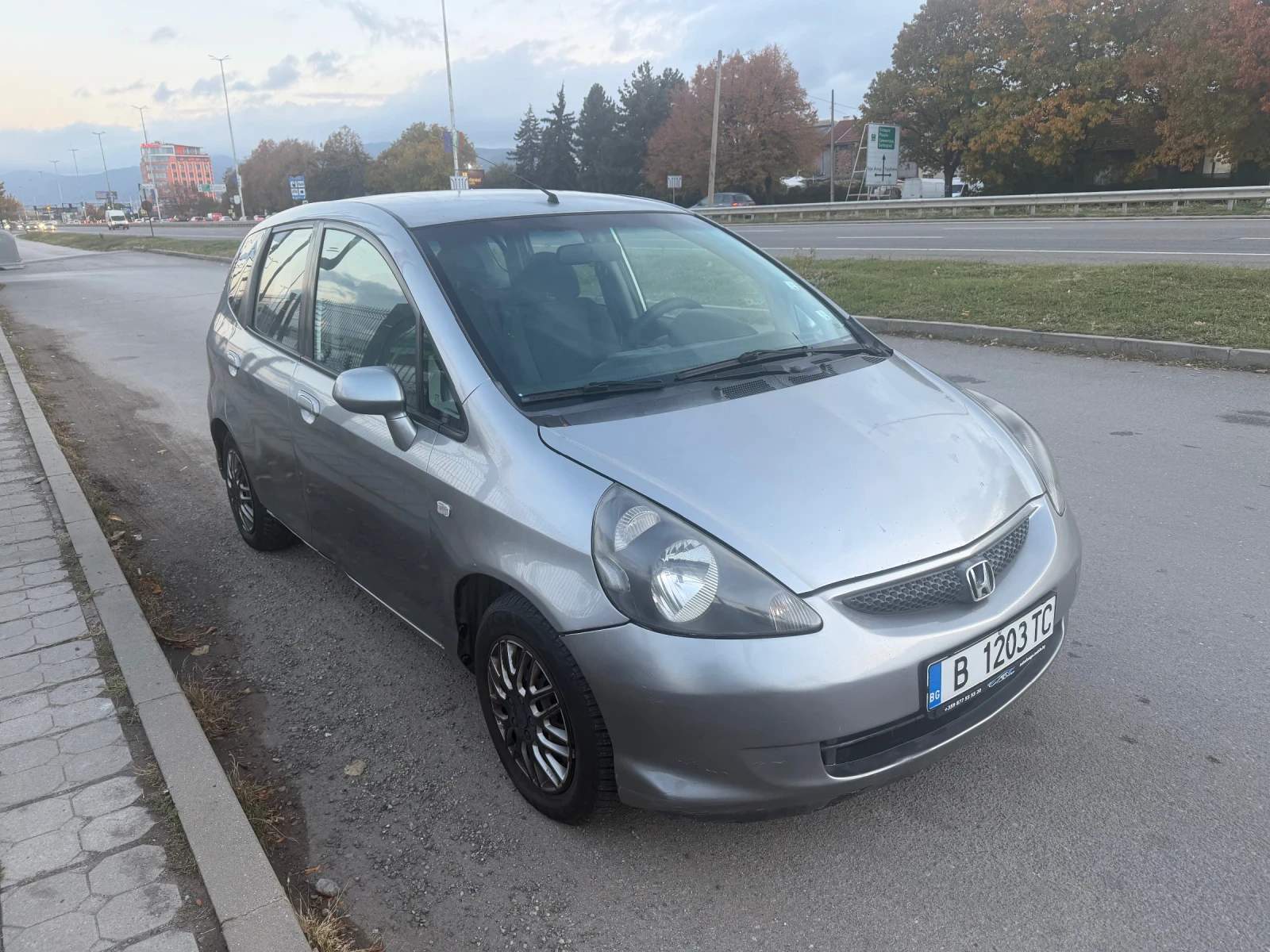 Honda Jazz 1.2i Euro4, снимка 5 - Автомобили и джипове - 56691815