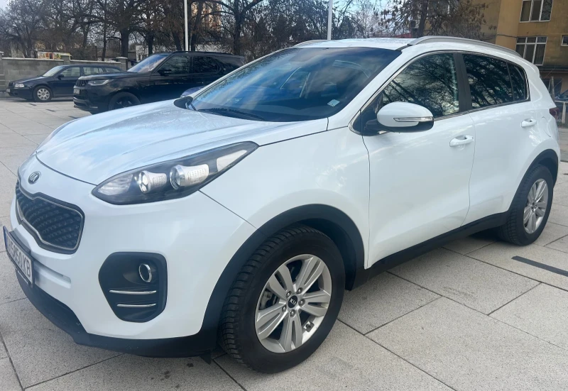 Kia Sportage, снимка 2 - Автомобили и джипове - 48335824