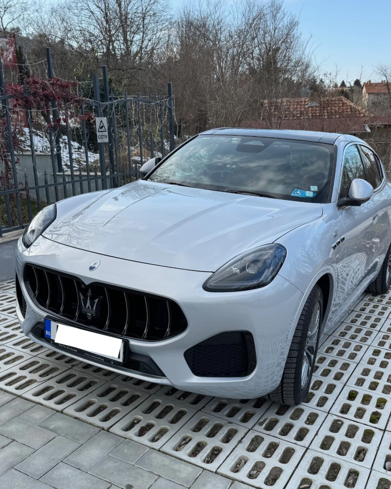 Maserati Grecale 4 цилиндров Turbo, снимка 3 - Автомобили и джипове - 49304343