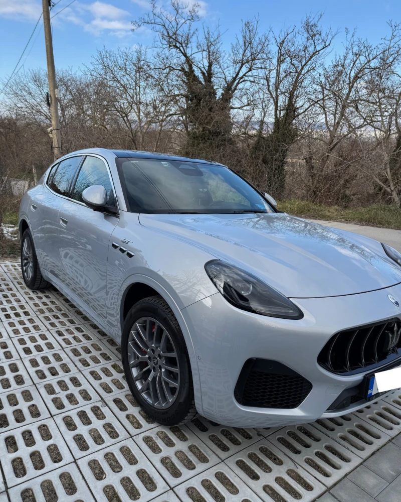 Maserati Grecale 4 цилиндров Turbo, снимка 1 - Автомобили и джипове - 49304343