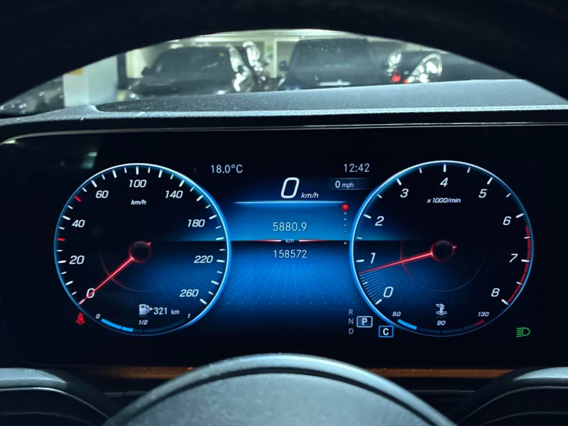 Mercedes-Benz GLE 350 4M* AMG-pk* Night-pk* Distr* Burmester* 360* Пано*, снимка 8 - Автомобили и джипове - 52318023