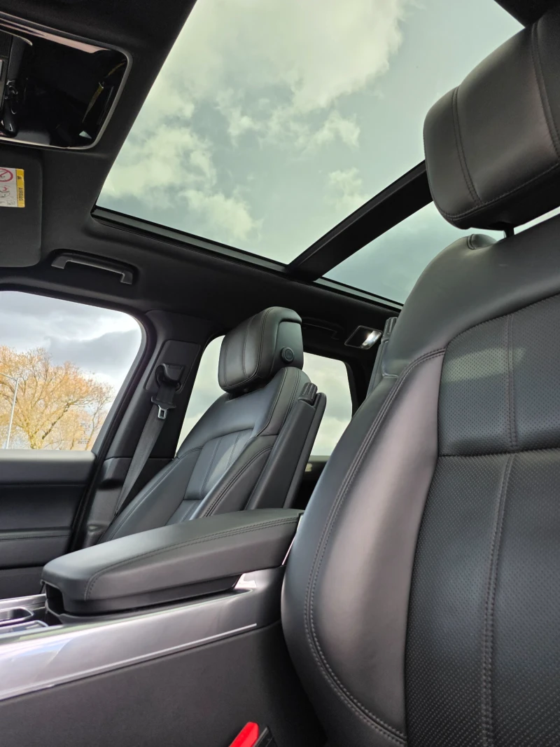 Land Rover Range Rover Sport 3.0 D300 HSE Dynamic* Facelift* LED* Pano* , снимка 12 - Автомобили и джипове - 52481468