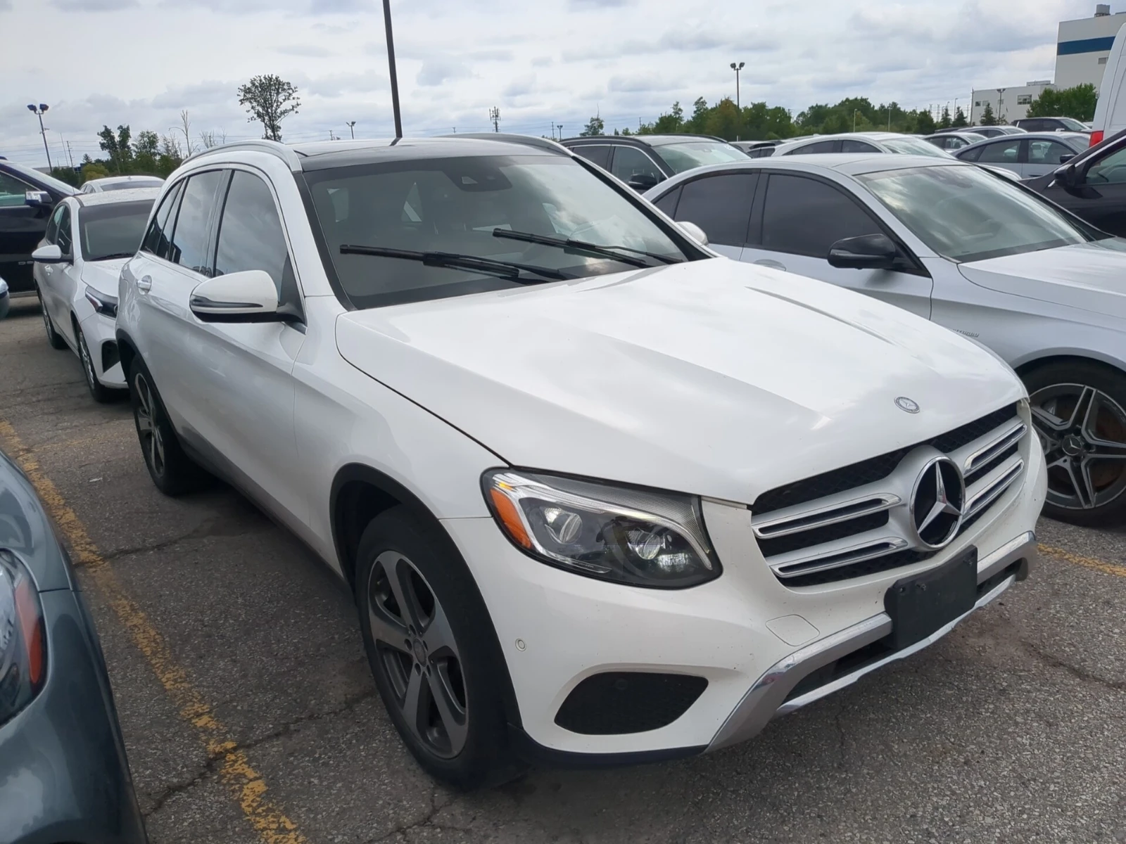 Mercedes-Benz GLC 300 * АВТОКРЕДИТ* * ЦЕНА ДО БЪЛГАРИЯ*  - изображение 2