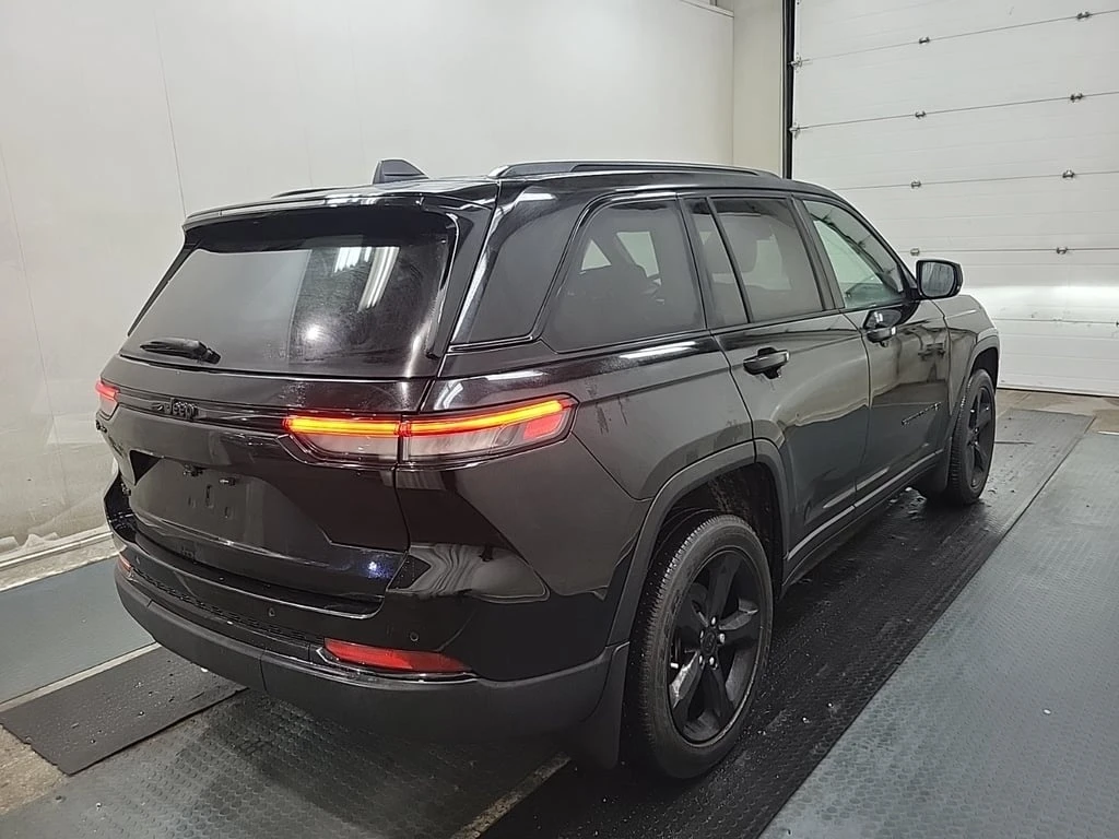 Jeep Grand cherokee * ALTITUDE * CARFAX * БЕЗ ПЪРВОНАЧАЛНА ВНОСКА - изображение 3