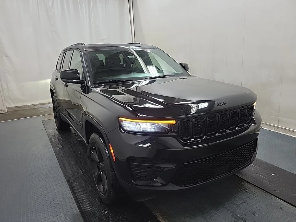 Jeep Grand cherokee * ALTITUDE * CARFAX * БЕЗ ПЪРВОНАЧАЛНА ВНОСКА - изображение 2