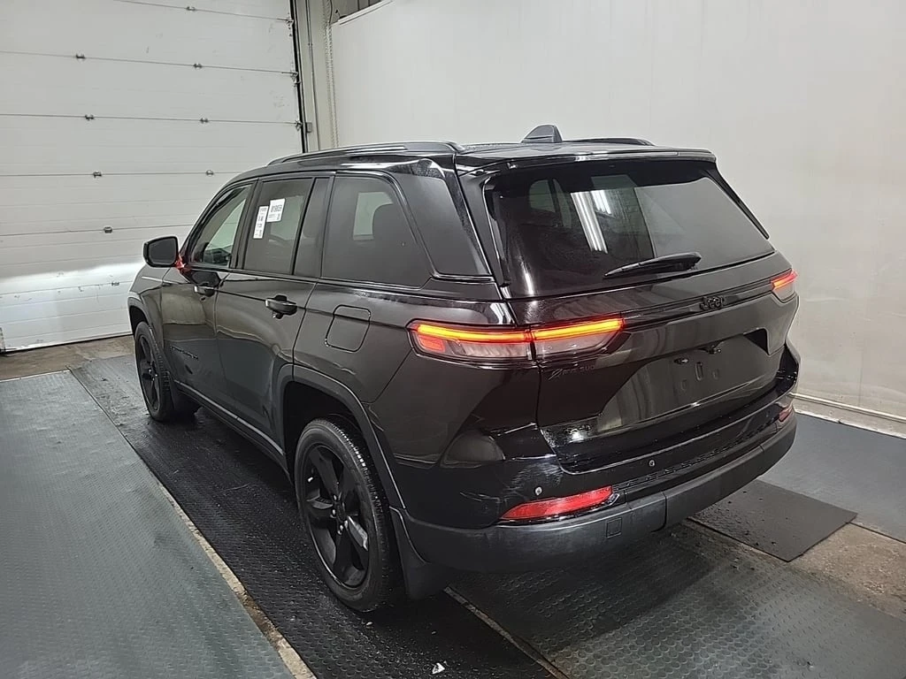 Jeep Grand cherokee * ALTITUDE * CARFAX * БЕЗ ПЪРВОНАЧАЛНА ВНОСКА - изображение 4