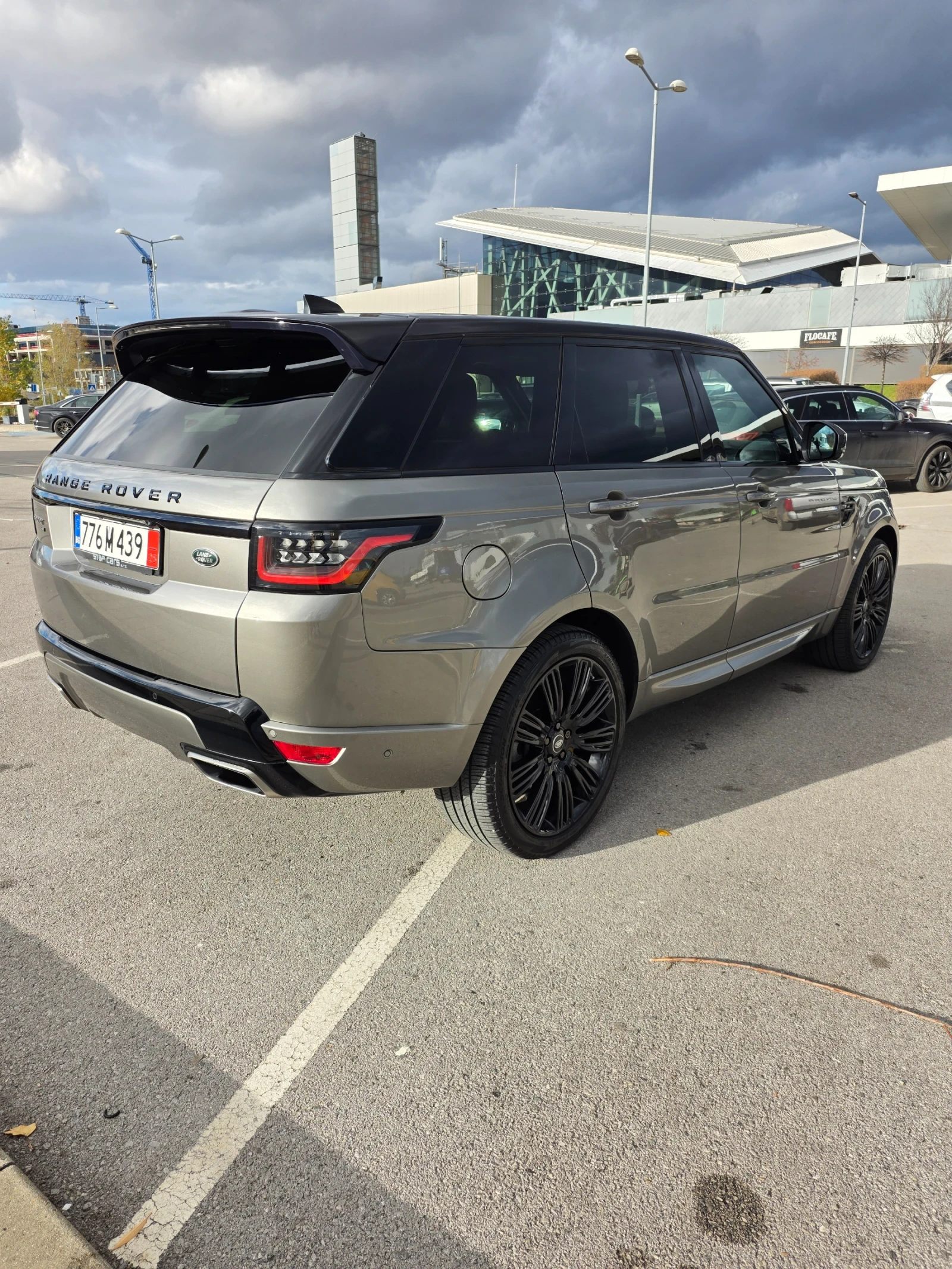 Land Rover Range Rover Sport 3.0 D300 HSE Dynamic* Facelift* LED* Pano*  - изображение 7