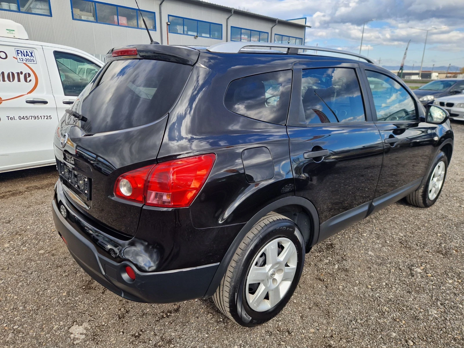 Nissan Qashqai 1.6i 16v 114HP. 6+ 1 ITALIA  - изображение 5