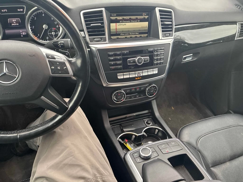 Mercedes-Benz ML * 350 BlueTEC * CARFAX * БЕЗ ПЪРВОНАЧАЛНА ВНОСКА - изображение 9