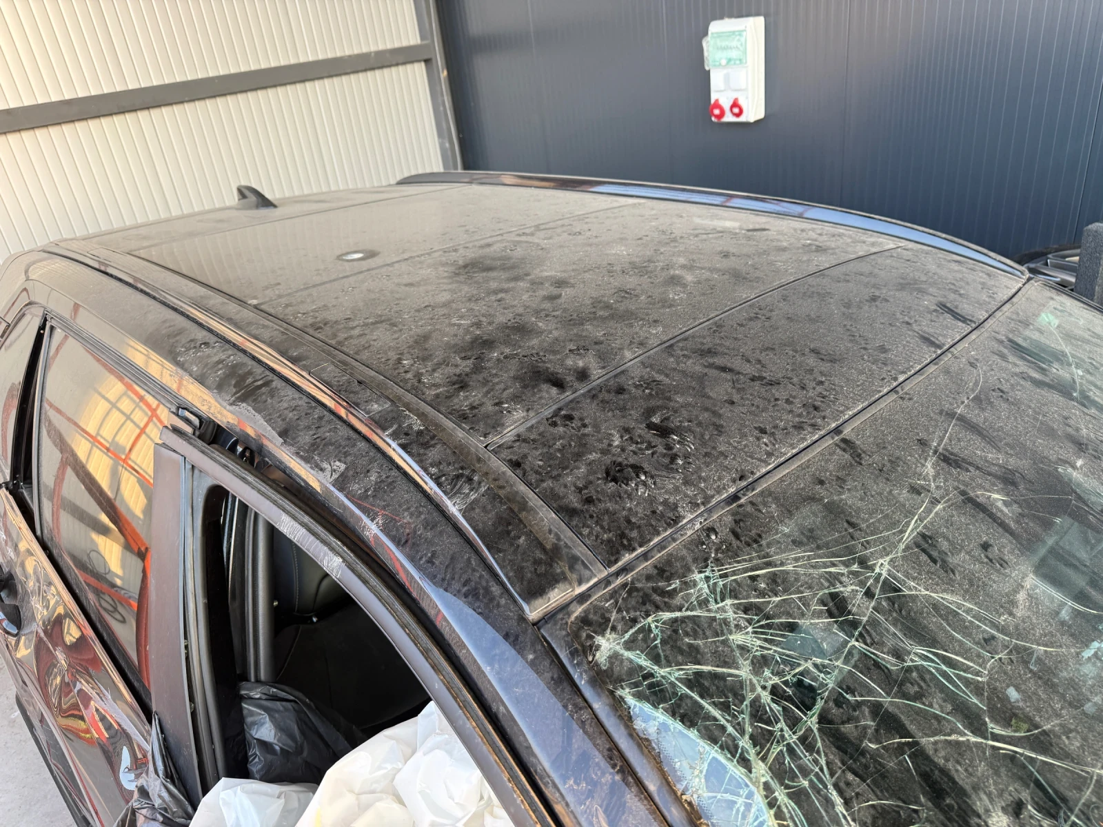 Toyota Rav4 2.5 Hibrid luxury, снимка 8 - Автомобили и джипове - 54199074