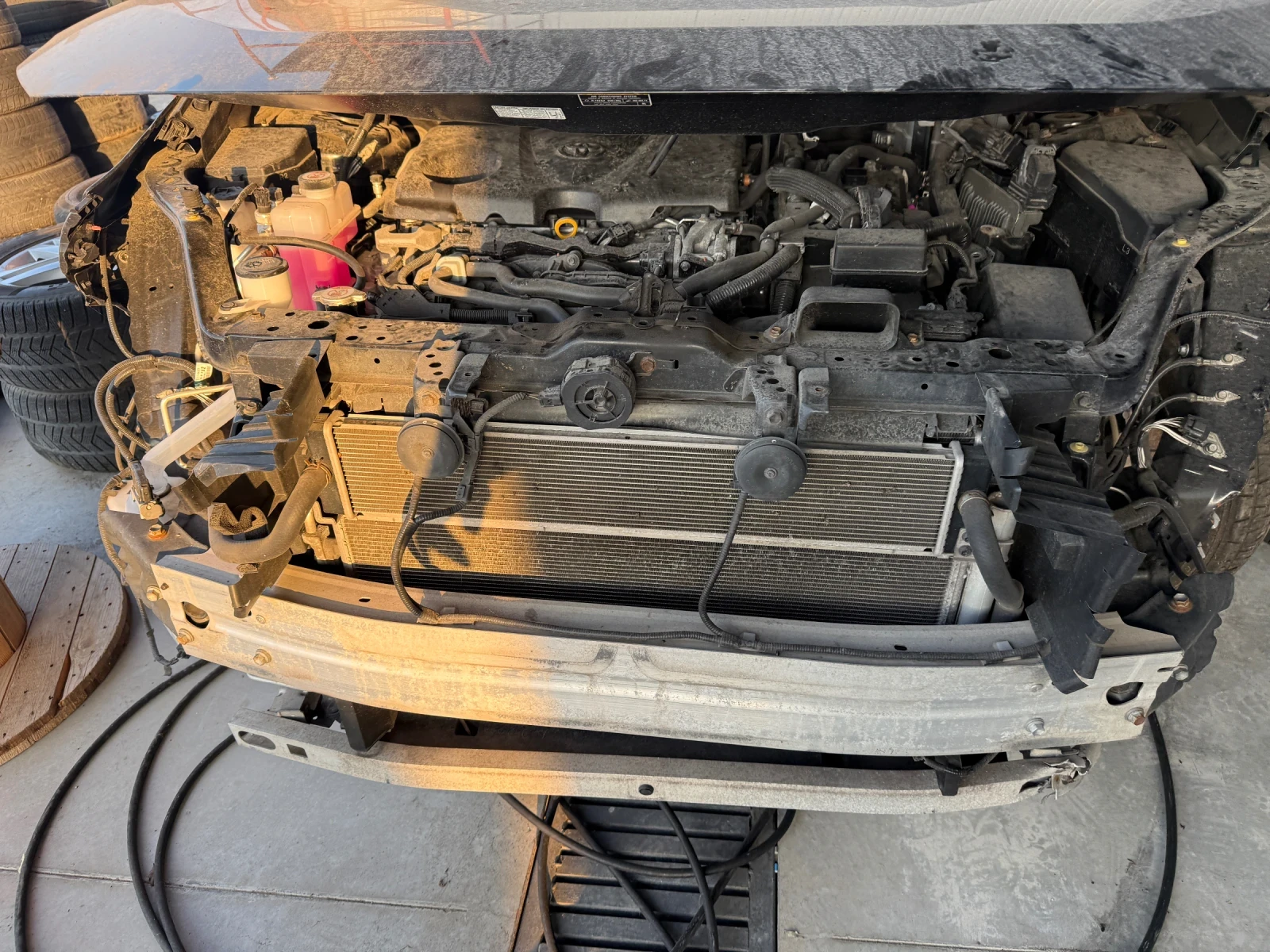 Toyota Rav4 2.5 Hibrid luxury, снимка 9 - Автомобили и джипове - 54199074