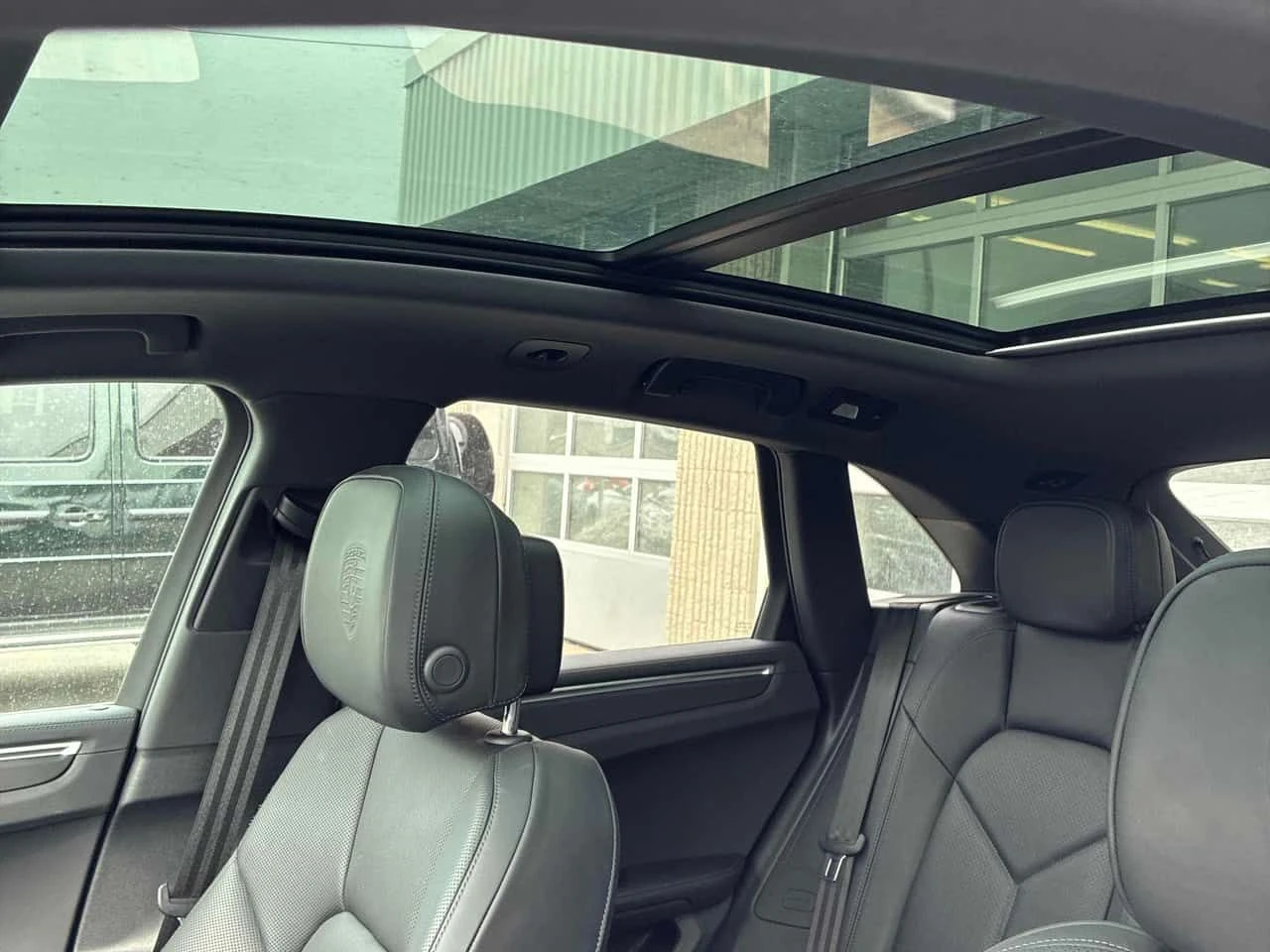 Porsche Macan * S * CARFAX * БЕЗ ПЪРВОНАЧАЛНА ВНОСКА, снимка 14 - Автомобили и джипове - 54323797