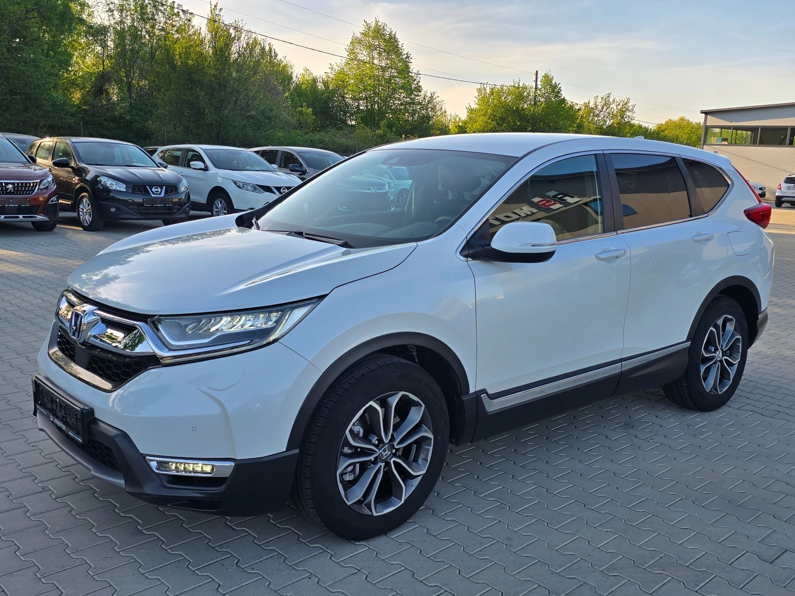 Honda Cr-v 2.0Hybrid, Keyless, Нави, Камера, Подгрев!, снимка 6 - Автомобили и джипове - 54533829