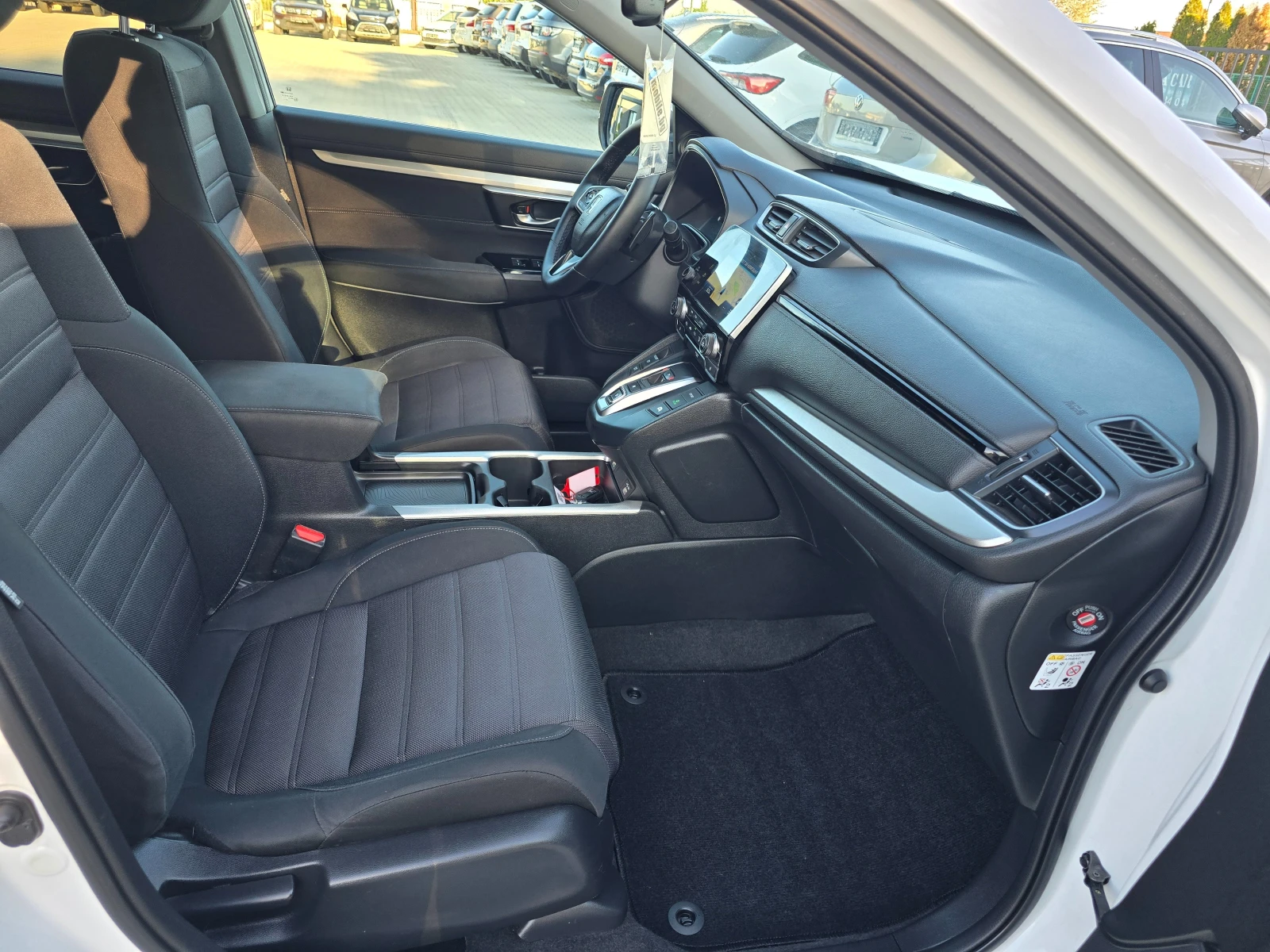 Honda Cr-v 2.0Hybrid, Keyless, Нави, Камера, Подгрев!, снимка 12 - Автомобили и джипове - 54533829