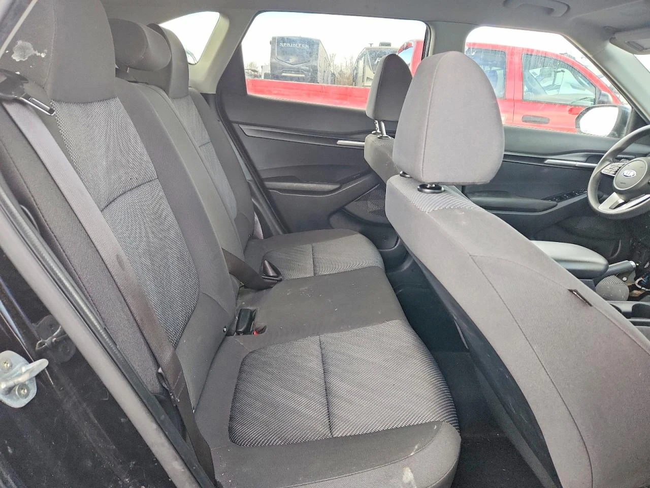 Kia Seltos 2l LX IVT AWD, снимка 9 - Автомобили и джипове - 54360361