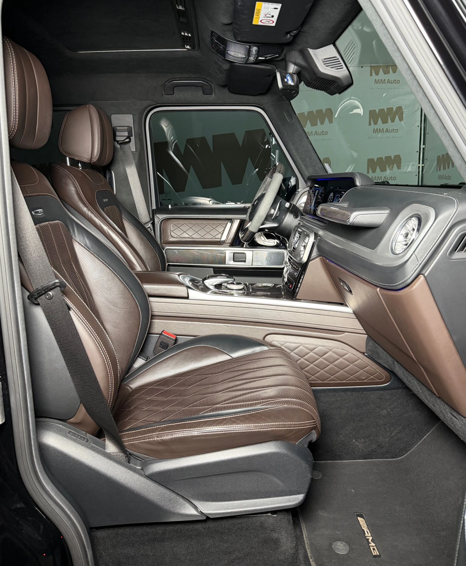 Mercedes-Benz G 63 AMG Carbon* Burmester* 360, снимка 10 - Автомобили и джипове - 54621624