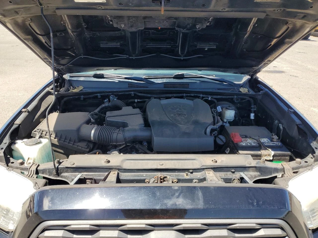 Toyota Tacoma 3.5l Sr5 V6, снимка 11 - Автомобили и джипове - 54883674